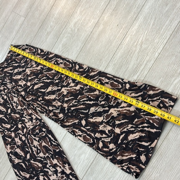 Zara Wide Leg Flowy Printed Palazzo Pant Brown Stretch Waist Size M - Picture 3 of 11